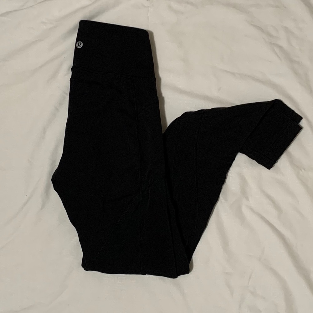 Black Lululemon leggings size 4
